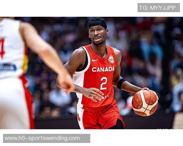 鲍威尔称赞约维奇展现真实自我期待他按风格自由发挥