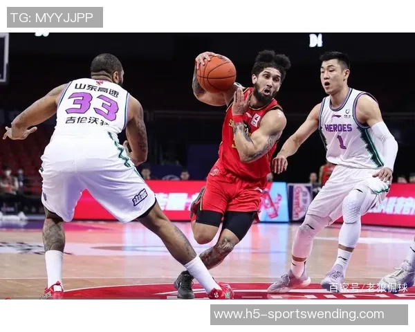 克罗宁执教多年未能带队进季后赛球迷呼吁更换主帅引发热议